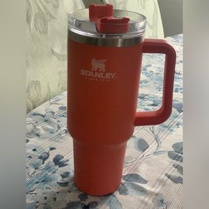 Stanley adventure quencher 40 oz